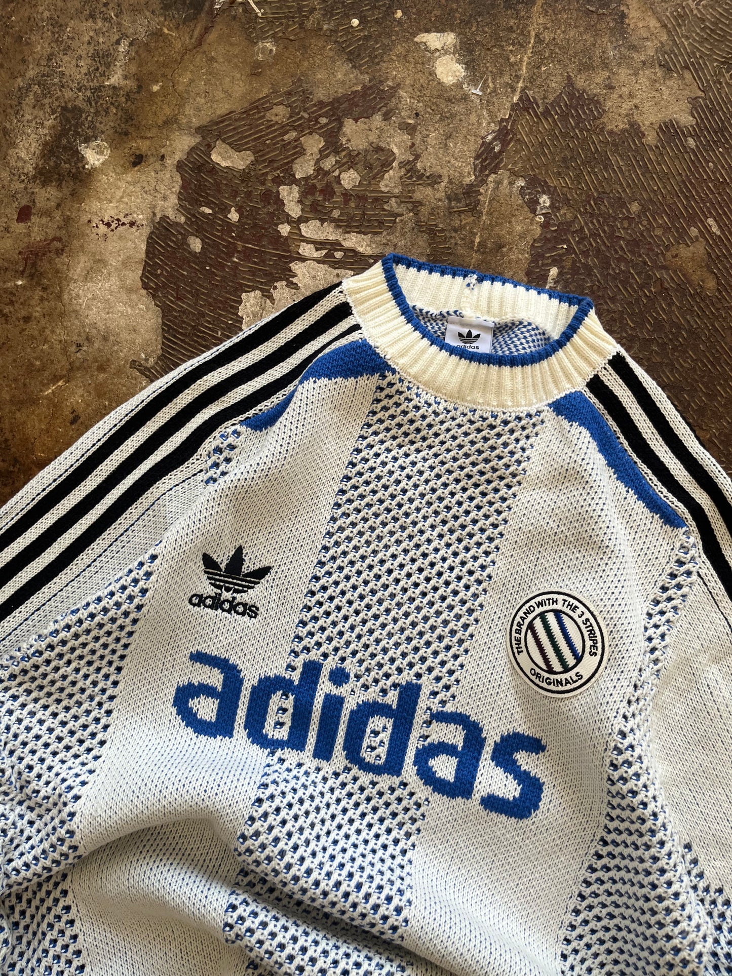 Adidas Originals „The Brand with the 3 stripes“ exclusive knit sweater hoodie