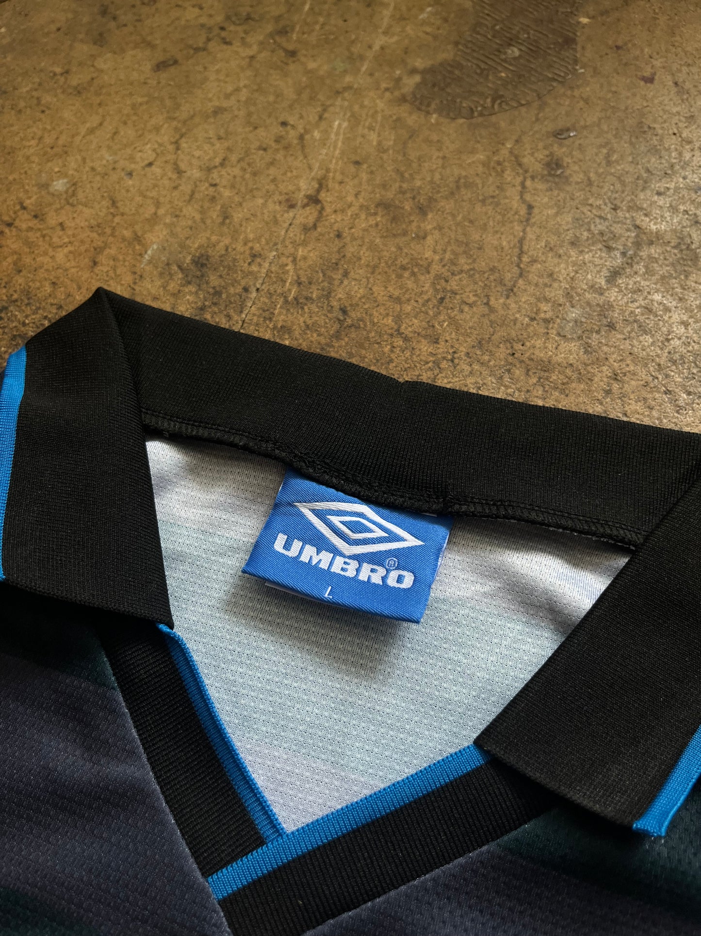 Inter Miland Umbro Pirelli Football Jersey trikot