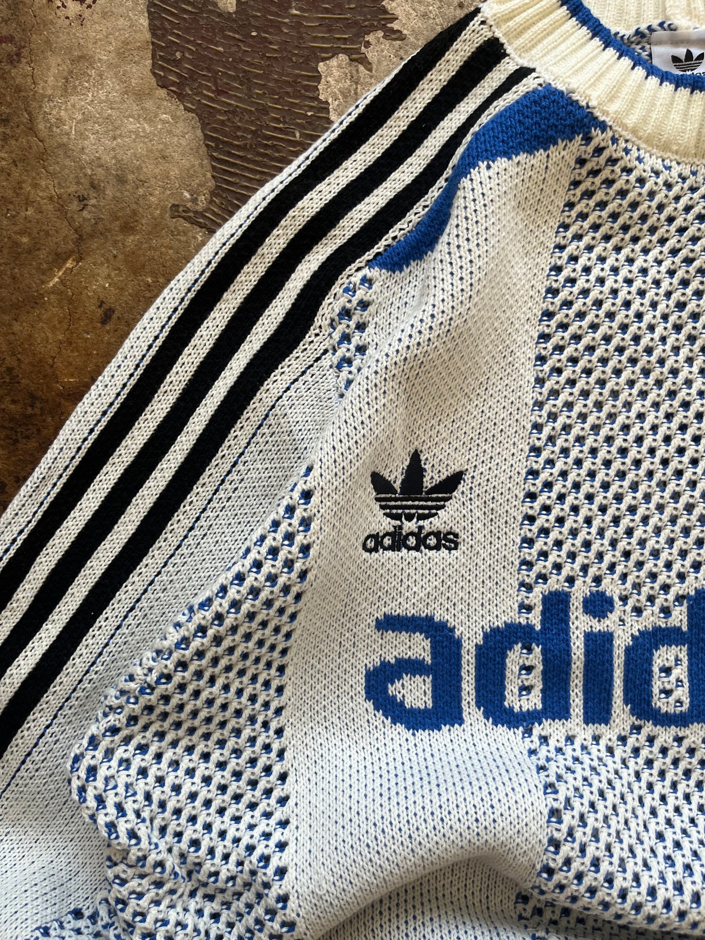 Adidas Originals „The Brand with the 3 stripes“ exclusive knit sweater hoodie