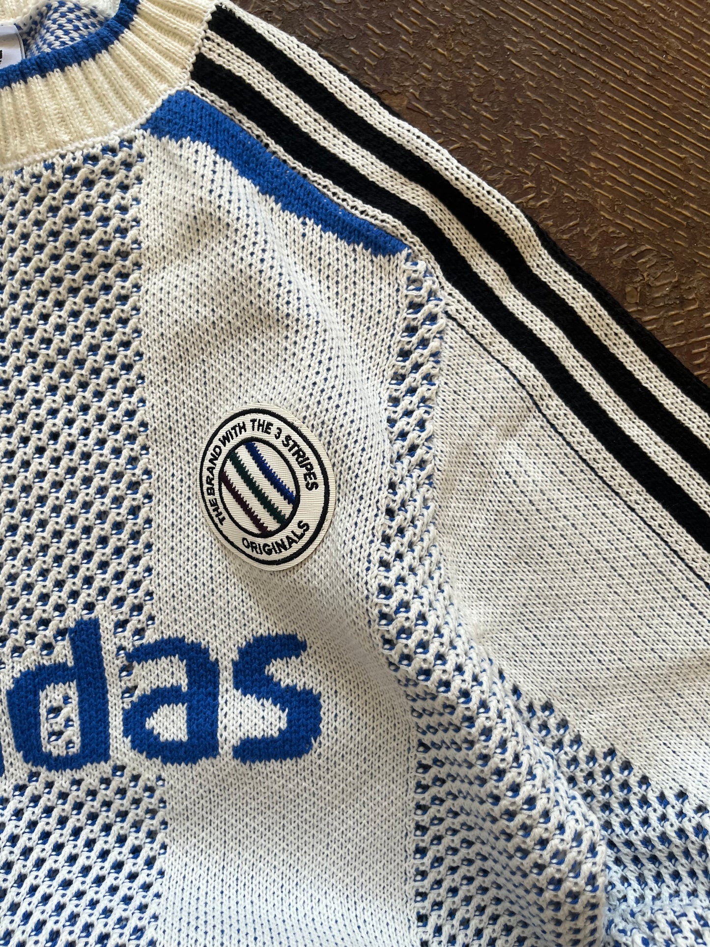 Adidas Originals „The Brand with the 3 stripes“ exclusive knit sweater hoodie