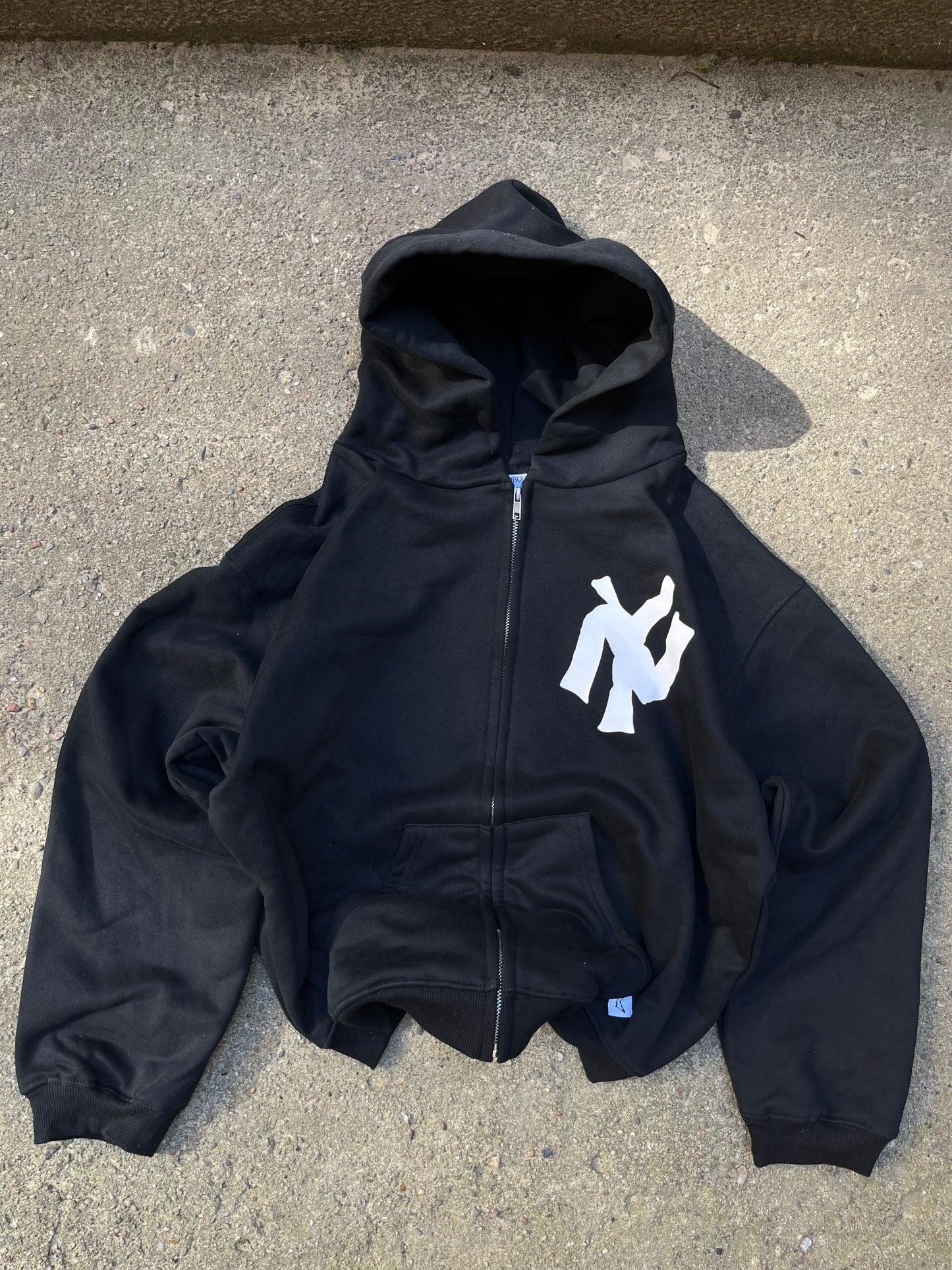 Akimbo Club oversized zip up hoodie pullover black
